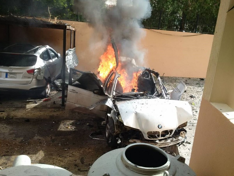 Дигнут у ваздух аутомобил једног од лидера Хамаса